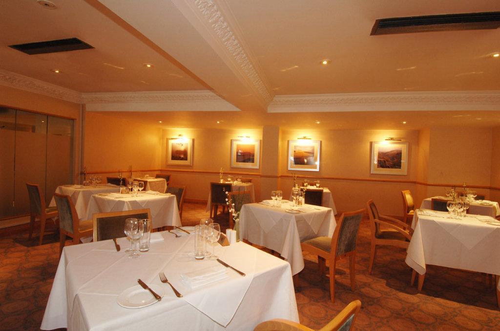 Leonardo Hotel Inverness - Formerly Jurys Inn Ресторан фото